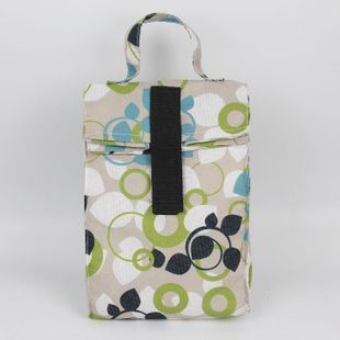 保溫冰包 廠家直銷時尚花紋保溫冰包 手提環(huán)保防漏野餐保溫冰包無紡布圖片|保溫冰包 廠家直銷時尚花紋保溫冰包 手提環(huán)保防漏野餐保溫冰包無紡布產(chǎn)品圖片由寧波順源日用品公司生產(chǎn)提供-